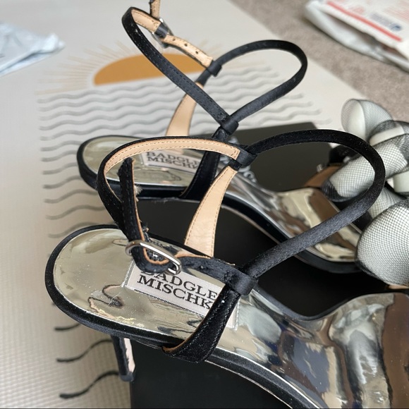 ✨ NWT Badgley Mischka Janie Bow Embellished Evening Heel in Black Satin - Picture 7 of 16